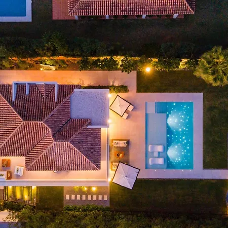 Vacation I The Nicklaus Villa, Glistening Heated Pool, Hot Tub, Room, Golf Valley, 5 Min Puerto Banus * Marbella